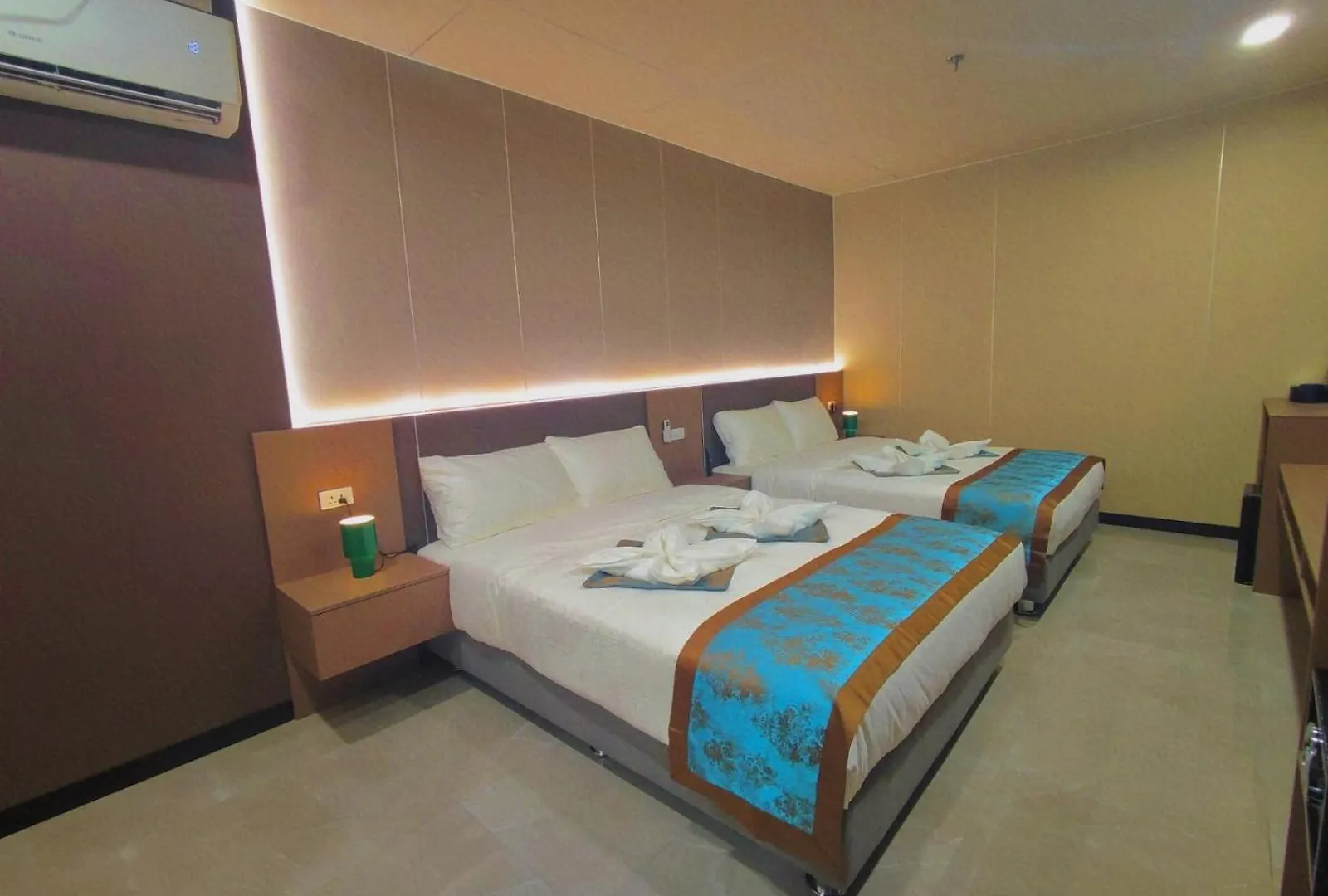 Skyport Hotel Manila